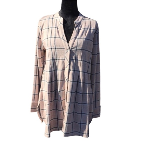 Soft Surroundings Tops - Soft Surroundings Soft Pink Calais Check Button Up Long Sleeve Top